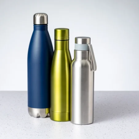 Bouteille isotherme personnalisée en inox 750 ml Willy Bouteille isotherme personnalisée en inox 750 ml Willy