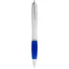 Stylo bille personnalisé avec corps argenté et grip coloré Nash Stylo bille personnalisé avec corps argenté et grip coloré Nash