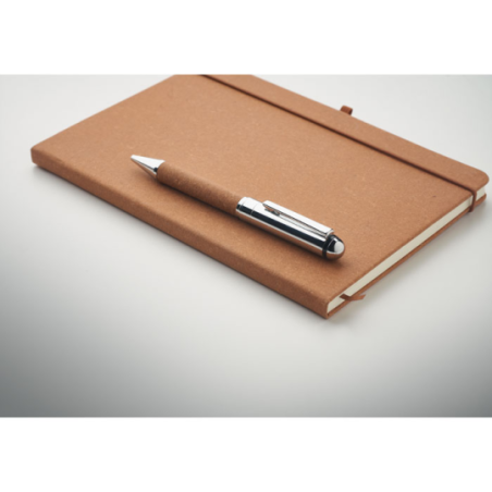 Carnet personnalisable A5 en cuir recyclé et stylo ELEGANOTE Carnet personnalisable A5 en cuir recyclé et stylo ELEGANOTE