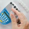 Calculatrice personnalisable à 8 chiffres alimentée à l'eau - Ozone Calculatrice personnalisable à 8 chiffres alimentée à l'eau - Ozone