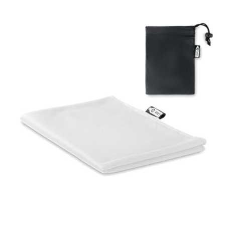 Serviette de sport personnalisable en RPET dans son sac filet - TUKO Serviette de sport personnalisable en RPET dans son sac filet - TUKO