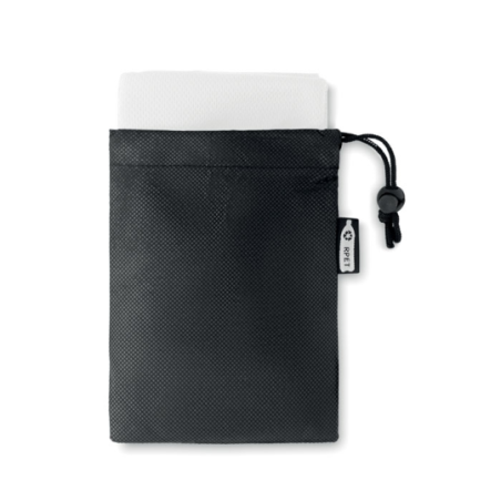 Serviette de sport personnalisable en RPET dans son sac filet - TUKO Serviette de sport personnalisable en RPET dans son sac filet - TUKO