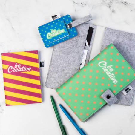 Housse pour passport personnalisable en RPET - Passeo Housse pour passport personnalisable en RPET - Passeo