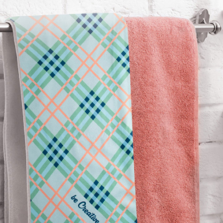Serviette personnalisable 140 x 70 cm en sublimation 100% coton et microfibre 400gr/m2 - Towly