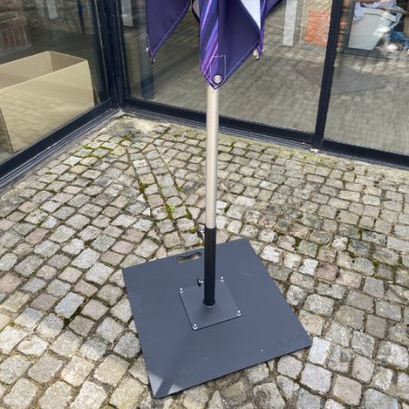 Parasol personnalisable carré 2,5x2,5m en aluminium