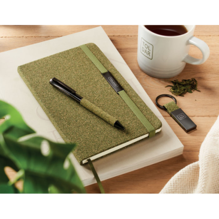 Coffret cadeau personnalisé 3 pièces (Carnet A5 à couverture rigide en papier recyclé, stylo à bille en métal, porte clé)certifi