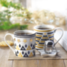Set personnalisable avec tasse, soucoupe en céramique et infuseur à thé Set personnalisable avec tasse, soucoupe en céramique et infuseur à thé