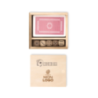 Set de jeu en bois personnalisable avec 5 dès et un jeu de 54 cartes Set de jeu en bois personnalisable avec 5 dès et un jeu de 54 cartes