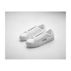 Baskets blanches...