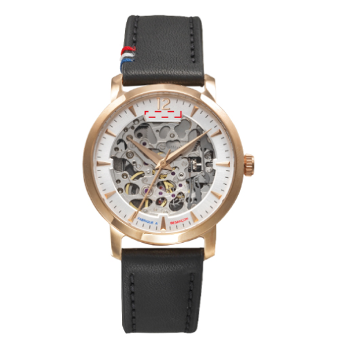 mouillere-cuir Montre personnalisable Mouillère Made in Besançon (Marquage inclus) - tampographie montre carpediem Tampographie (Couleurs max : N/A, Surface max : N/A) - Sur le cadran (L: 7,9, H: 1,25)